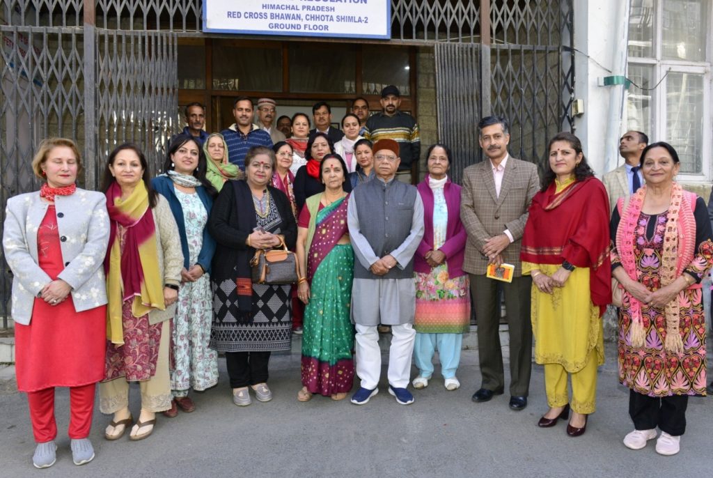 राज्यपाल हिमाचल शुक्ल ने किया रेडक्रॉस भवन का दौरा